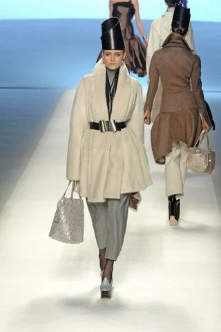Look 24